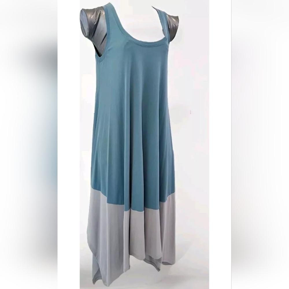 Elegant Blue and Gray Sleeveless Dress
